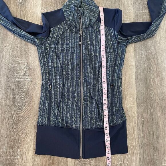 Lululemon Women’s Nice Asana Jacket in Ziggy Wee August Inkwell / Inkwell - Picture 13 of 15